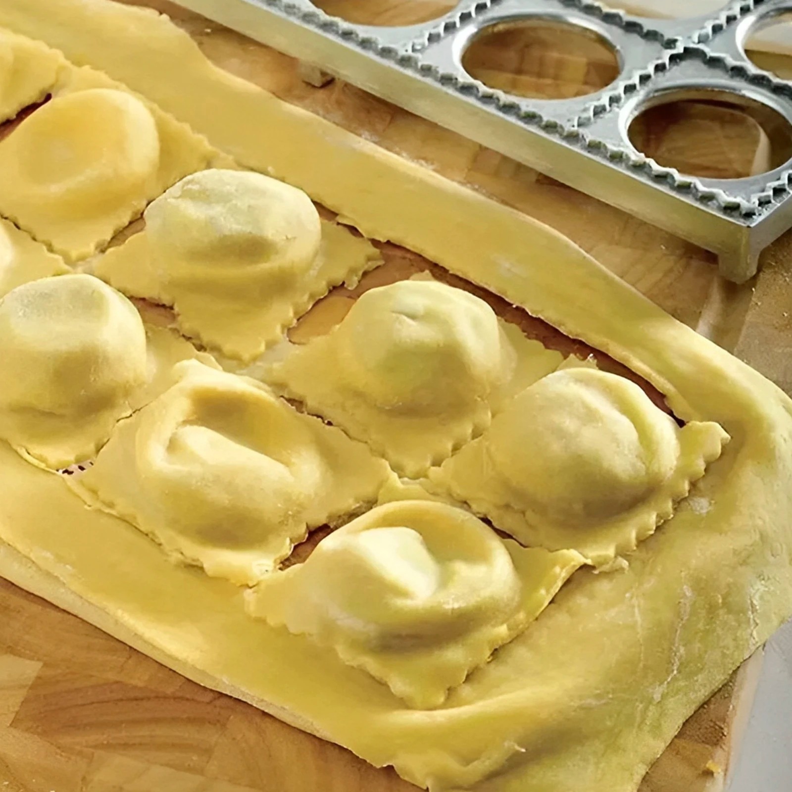 Dumpling Mold 12 Holes Ravioli - Home Cooking Help review and price